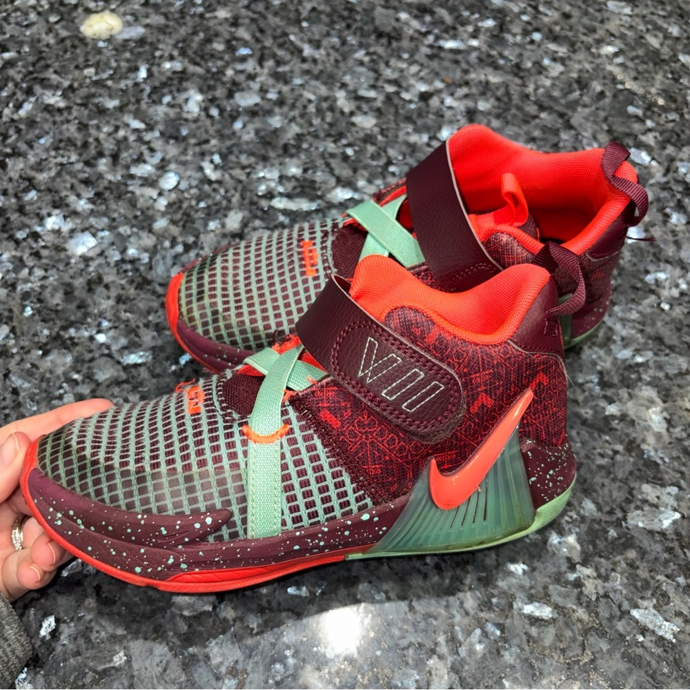 Nike Kids' LeBron Bball Shoes